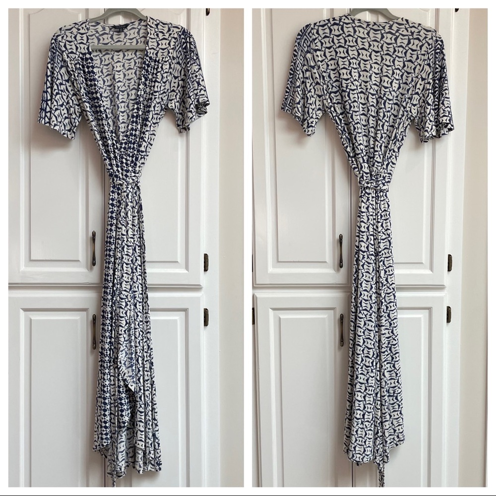 Lucky Brand Boho Blue & Cream Geometric Print Wrap Maxi Dress Size Small - Picture 2 of 11
